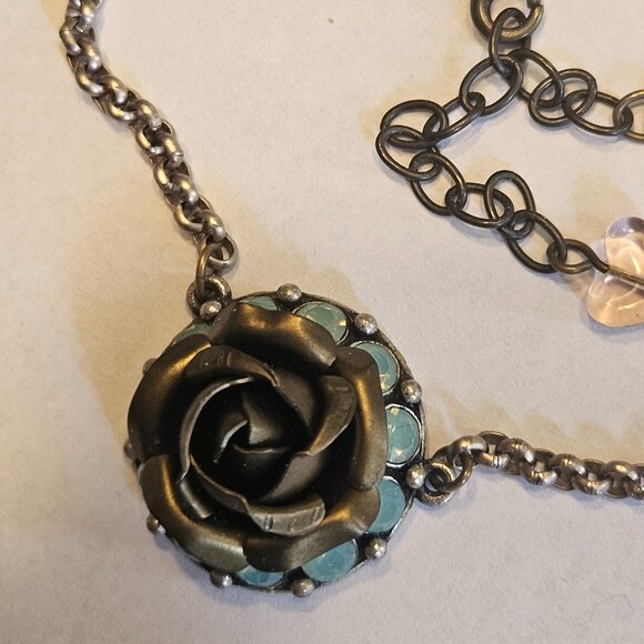 Sabika Genuine Rose Necklace Pacific Opal Swarovski Crystal - Picture 6 of 8